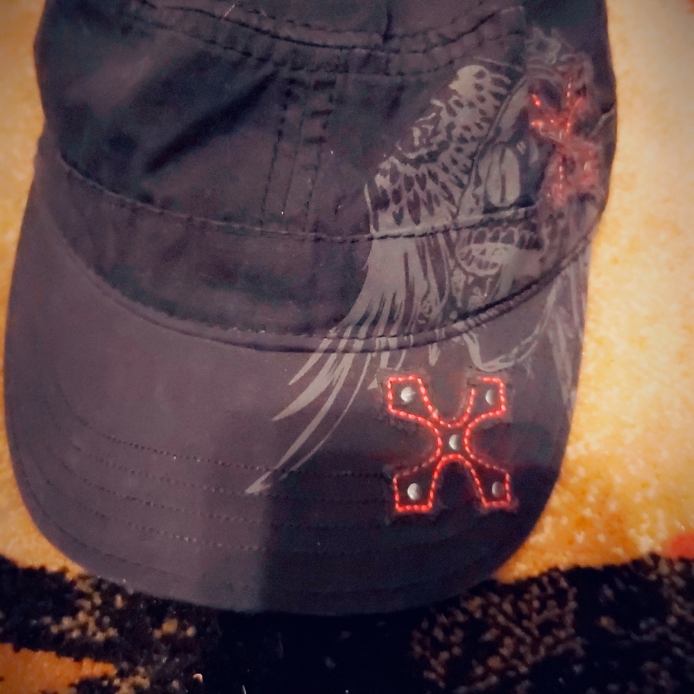 Hat - Picture 3 of 4
